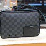 Lv・ダミエグラフィット・バッグの買取価格とオンライン査定